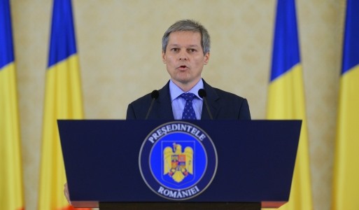 Premierul desemnat, Dacian Cioloş, ar putea prezenta, azi, lista cu miniştrii noului cabinet şi programul de guvernare