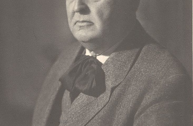 Mihail Sadoveanu – unul dintre cei mai importanți și prolifici prozatori români Mihail Sadoveanu – unul dintre cei mai importanți și prolifici prozatori români