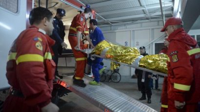 22 de răniţi în Colectiv sunt internaţi în spitalele bucureştene, dintre aceştia doi în stare critică