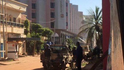 Trei persoane şi-au pierdut viaţa în timpul asediului din Mali