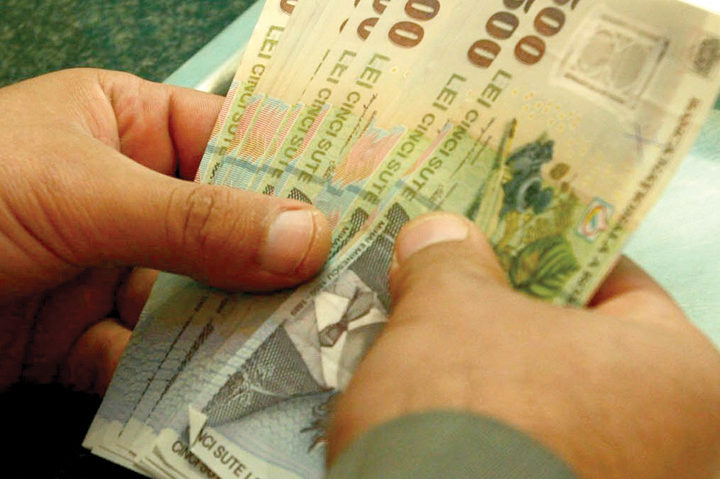 Consiliul local Sfântu Gheorghe a aprobat majorarea salariilor angajaţilor Primăriei şi serviciilor publice din subordine Consiliul local Sfântu Gheorghe a aprobat majorarea salariilor angajaţilor Primăriei şi serviciilor publice din subordine