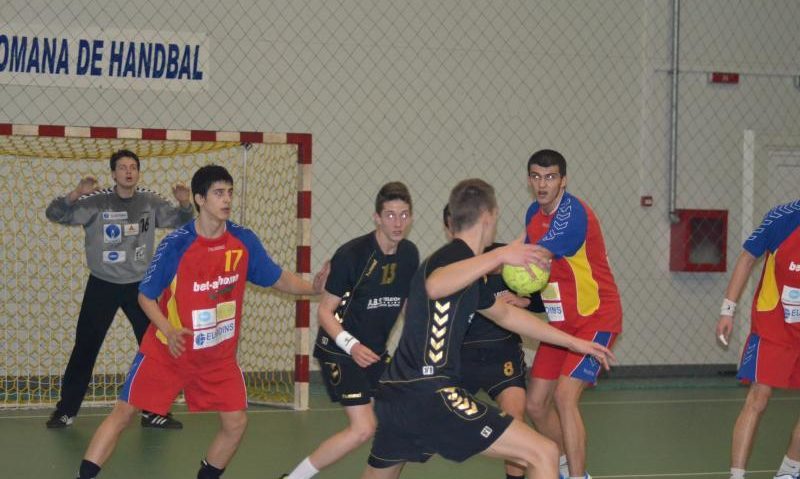 Lotul Naţional de handbal cadeţi, în pregătiri la Sighişoara Lotul Naţional de handbal cadeţi, în pregătiri la Sighişoara