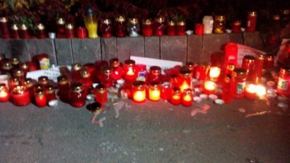 Târgumureşenii au comemorat în linişte victimele de la Colectiv