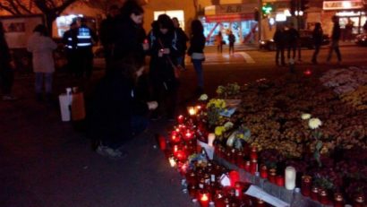 UPDATE! Comemorare Colectiv la Ceasul cu Flori din Tîrgu Mureș