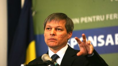 Premierul desemnat Dacian Cioloş a discutat cu liderii partidelor politice
