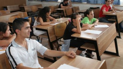 150 de elevi, implicaţi într-un proiect european de reducere a abandonului şcolar