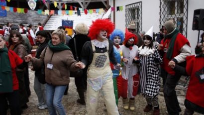 În acest sfârșit de săptămână se desfășoară la Brașov a XVII-a ediţie a Festivalului Etnovember