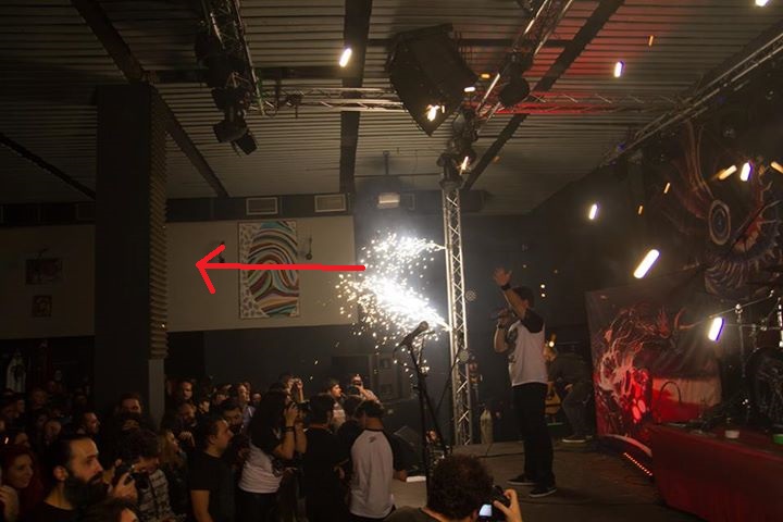 Acționarul majoritar al clubului Colectiv din capitală nu a știut că vor fi folosite artificii la concertul formaţiei Goodbye to Gravity Acționarul majoritar al clubului Colectiv din capitală nu a știut că vor fi folosite artificii la concertul formaţiei Goodbye to Gravity