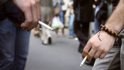 Operatori economici amendați cu 37.000 lei pentru că vindeau produse din tutun minorilor