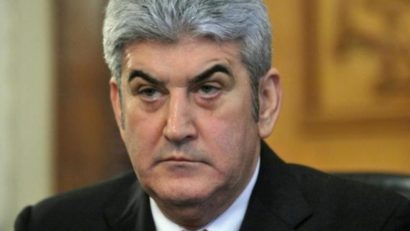 CCR discută excepţia invocată de DNA în dosarul lui Oprea privind declasificarea unor documente