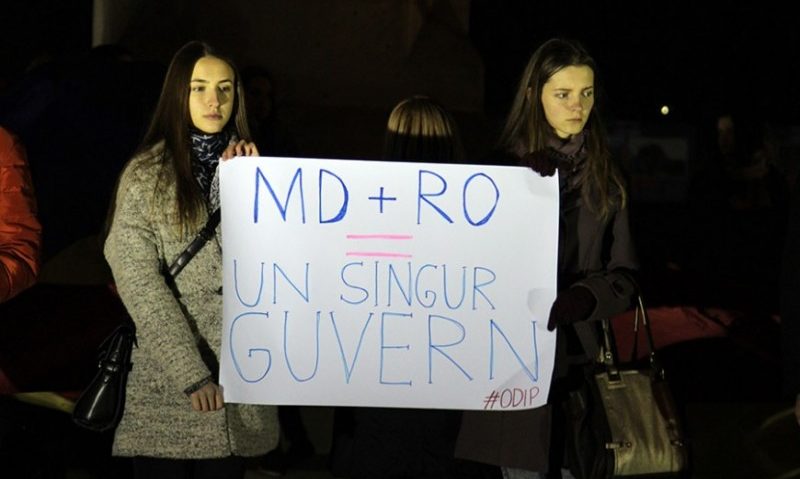 Marş pentru crearea unui Guvern comun în Republica Moldova şi România