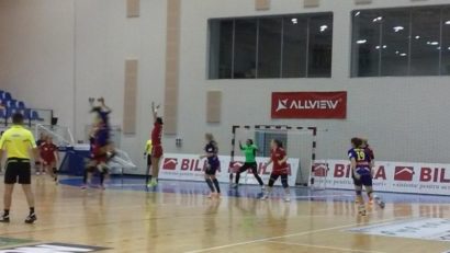 Duel românesc în optimile de finală ale Cupei EHF la handbal feminin : Corona – Roman
