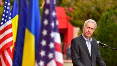 Reprezentantul SUA la Bucureşti, Hans Klemm, susţine că ambasada va colabora cu guvernul pentru consolidarea Parteneriatului Strategic