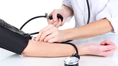 Patru din zece români suferă de hipertensiune arterială