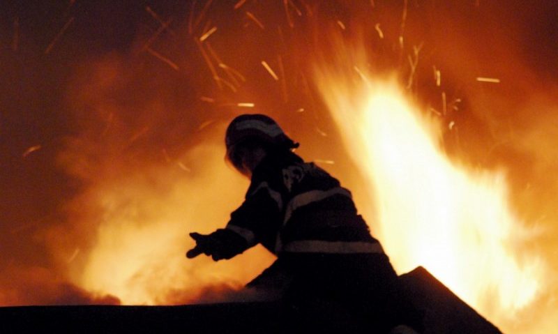 Incendiu cu o victimă, astăzi la Sângeorgiu de Mureș Incendiu cu o victimă, astăzi la Sângeorgiu de Mureș