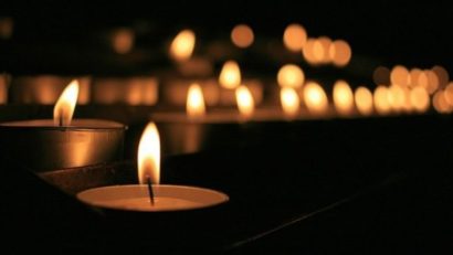 Moment de reculegere în toată țara, astăzi, la ora 13.00, în memoria victimelor atentatelor de la Paris