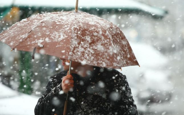 De luni intră în vigoare un cod galben de nisnori în Transilvania