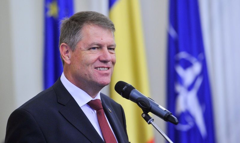 Preşedintele Iohannis cere reexaminarea legii privind acordarea împrumutului rambursabil către Republica Moldova