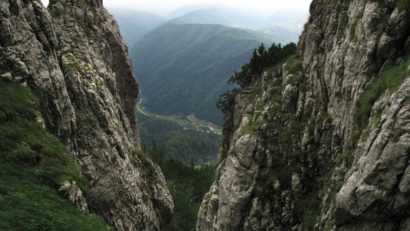 Un turist din Republica Moldova a decedat aseară în Masivul Piatra Craiului