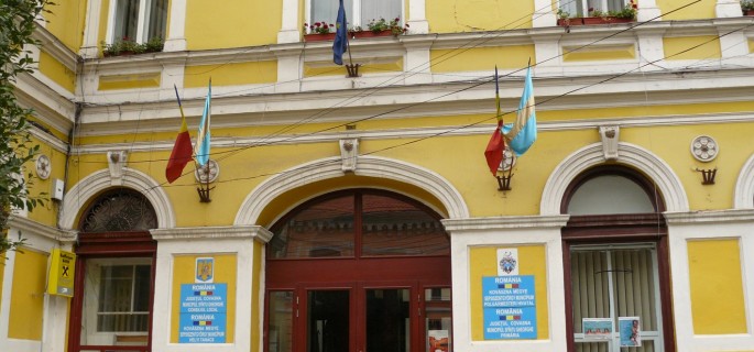 Garajele neîngrijite au intrat în vizorul edililor covăsneni Garajele neîngrijite au intrat în vizorul edililor covăsneni