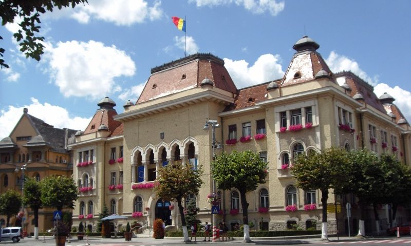 Primăria Tîrgu-Mureș vrea să taxeze, din nou, parcările din municipiu Primăria Tîrgu-Mureș vrea să taxeze, din nou, parcările din municipiu