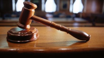 Cei trei proprietari ai clubului Colectiv vor fi cercetaţi în continuare în stare de arest preventiv