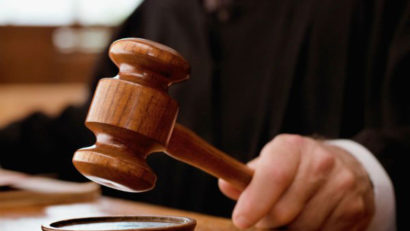 Şefa Serviciului „Autorizări comerciale ” al Primăriei Sectorului 4 şi o funcţionară din cadrul acestuia, reţinute în dosarul tragediei de la clubul Colectiv