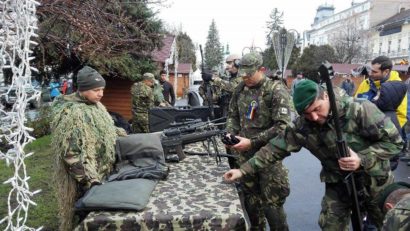 O expoziție de tehnică militară a avut loc astăzi în centrul Municipiului Tîrgu-Mureș