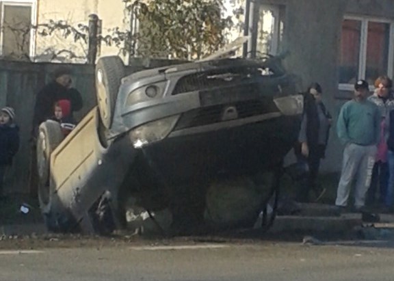 Accident rutier în Dumbrăvioara