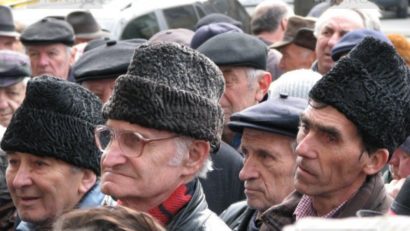 Tichetele valorice pentru pensionarii brașoveni mai pot fi ridicate până pe 18 decembrie