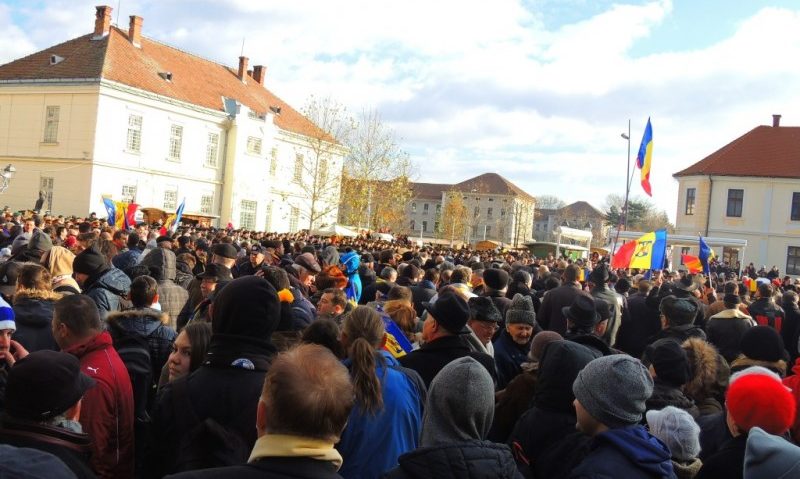 În urma cu 97 de ani, prin hotãrârea Marii Adunãri Naţionale întrunite la Alba Iulia se înfãptuia Statul naţional unitar român