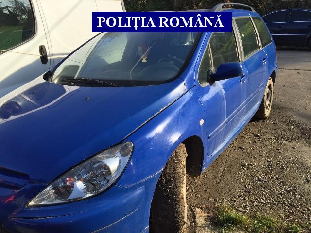Autoturism furat, găsit de polițiștii mureșeni