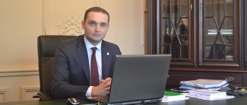 Senatorii jurişti au avizat favorabil numirea lui Bogdan Stan în funcţia de preşedinte al ANI Senatorii jurişti au avizat favorabil numirea lui Bogdan Stan în funcţia de preşedinte al ANI