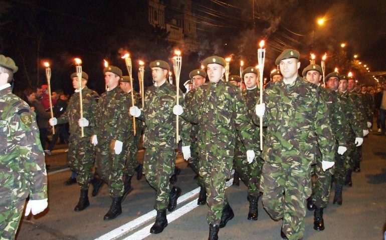 Retragere cu torţe de 1 Decembrie la Miercurea Ciuc Retragere cu torţe de 1 Decembrie la Miercurea Ciuc