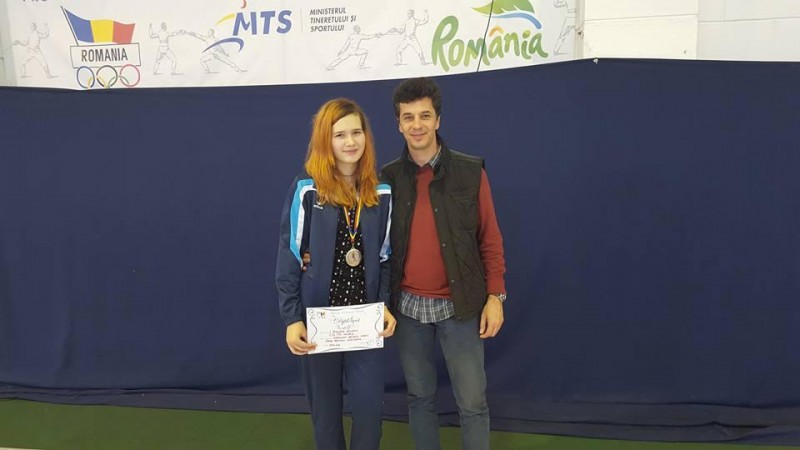 Mureşeanca Schlier Zsuzsa, bronz la Campionatul Naţional de spadă Mureşeanca Schlier Zsuzsa, bronz la Campionatul Naţional de spadă