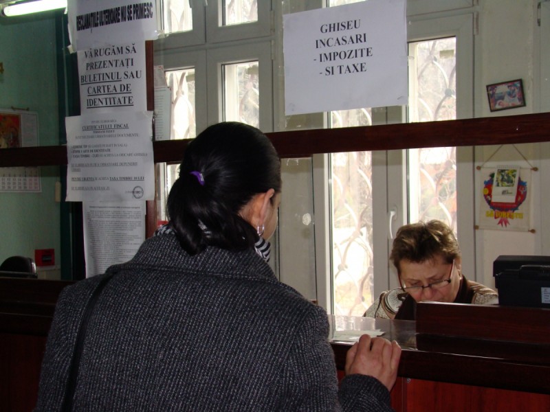 Tg.mureșenii îşi vor putea plăti din 14 ianuarie taxele şi impozitele
