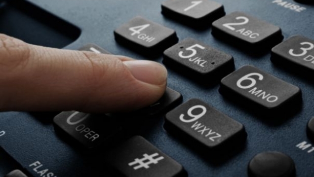 Linie telefonică pentru pensionarii MAI