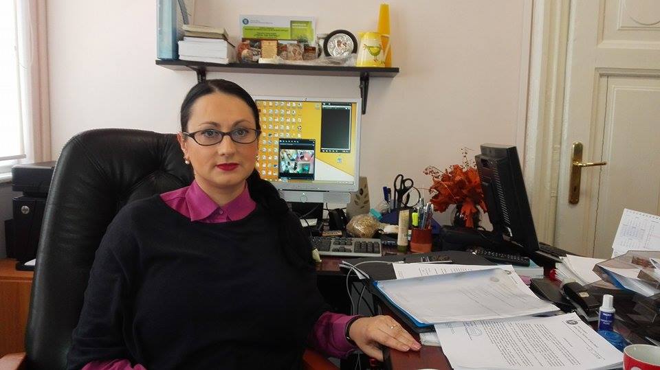 Munca la negru în străinătate și traficul de persoane dezbătute în liceele mureșene Munca la negru în străinătate și traficul de persoane dezbătute în liceele mureșene