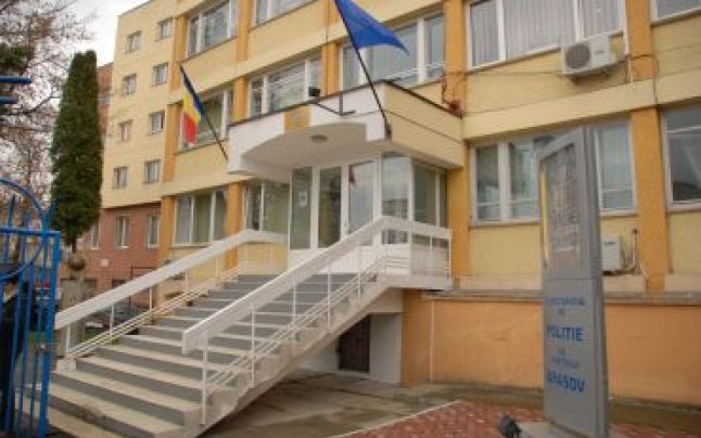 Brașovenii vor sta mai puțin la ghișeele de la serviciile Poliției