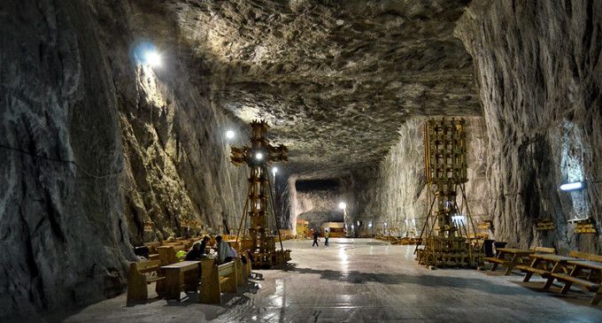 Aplicaţia Visit Harghita propune o listă cu obiective şi activităţi recreative, ca alternativă la sistarea vizitelor în salina Praid Aplicaţia Visit Harghita propune o listă cu obiective şi activităţi recreative, ca alternativă la sistarea vizitelor în salina Praid