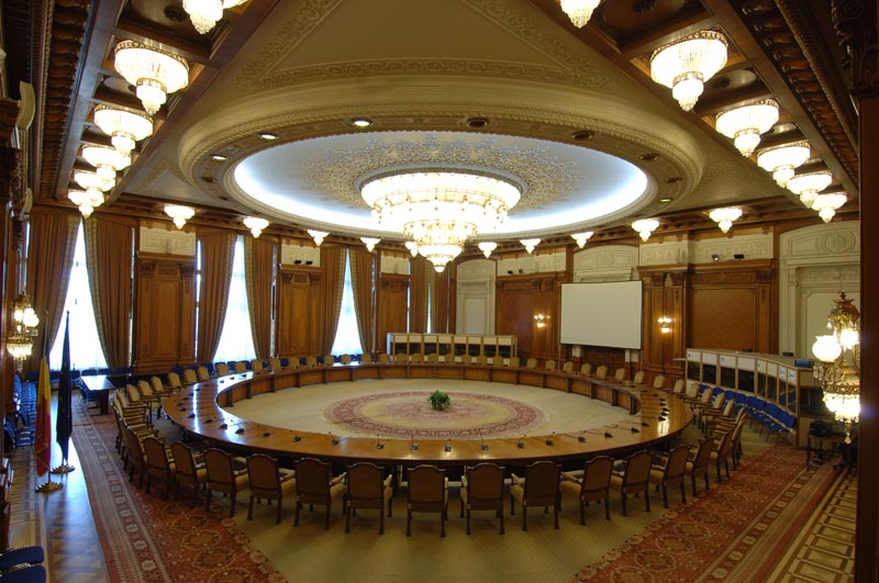 Comisia Juridică a Camerei Deputaţilor se reuneşte mâine pentru a analiza cazurile lui Mădălin Voicu şi Nicolae Păun Comisia Juridică a Camerei Deputaţilor se reuneşte mâine pentru a analiza cazurile lui Mădălin Voicu şi Nicolae Păun