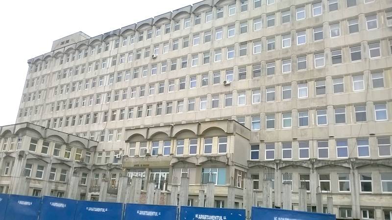 Medicii de la Spitalul de Pediatrie din Piteşti ameninţă cu oprirea activităţii şi proteste de stradă