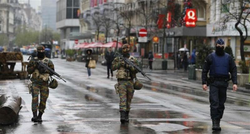 Operaţiuni pentru capturarea unui al patrulea suspect în atacurile din Bruxelles