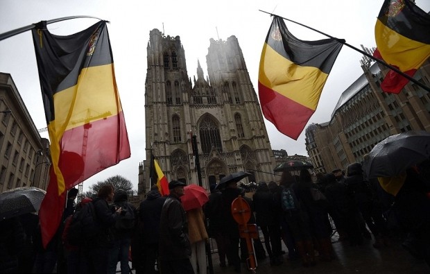 Drapelele au fost coborate în bernă în Belgia