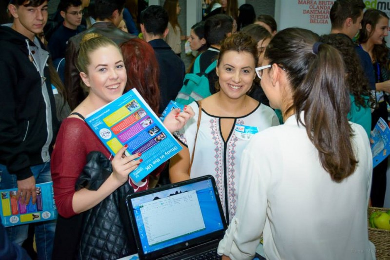 Cel mai mare târg de universităţi străine s-a deschis la București