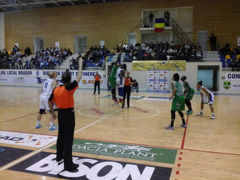 Olimpia CSU Braşov s-a calificat în semifinalele Campionatului Naţional de baschet!