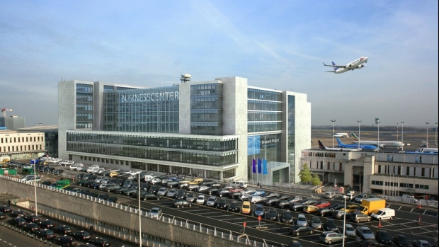 Zborurile de pe aeroportul din Bruxelles au fost reluate Zborurile de pe aeroportul din Bruxelles au fost reluate