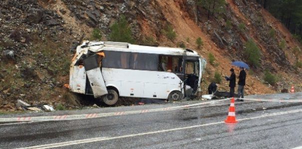 Doi cetăţeni români au murit într-un accident rutier în Turcia