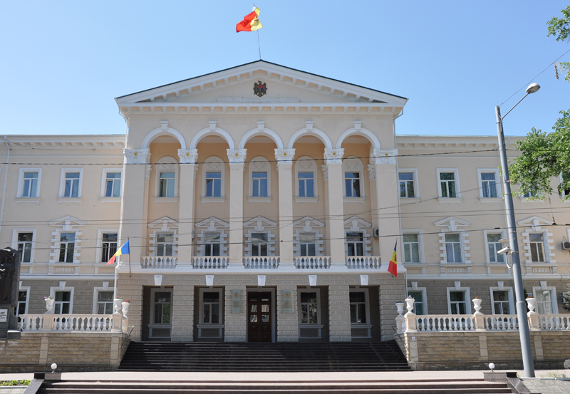 Ministerul de Interne își restructurează conducerile