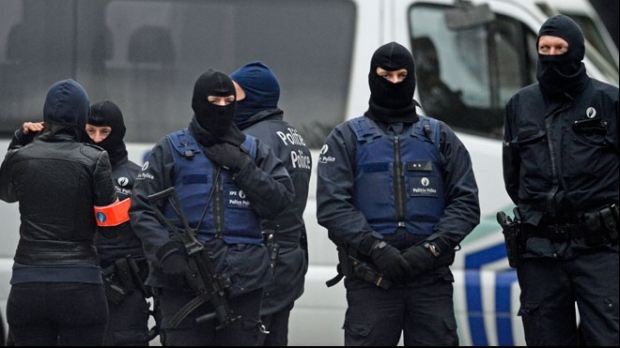 Noi percheziţii la Bruxelles